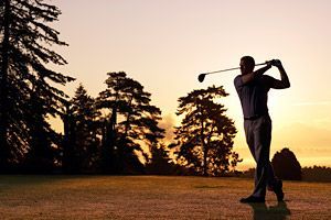 Man golfing